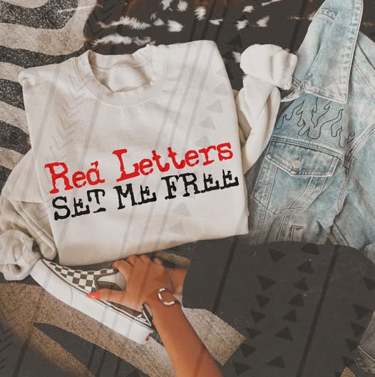 Red Letters Set me Free DTF Transfer