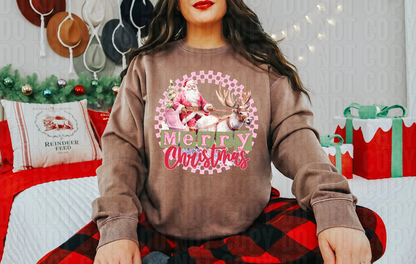 Merry Christmas Circle Pink DTF Transfer