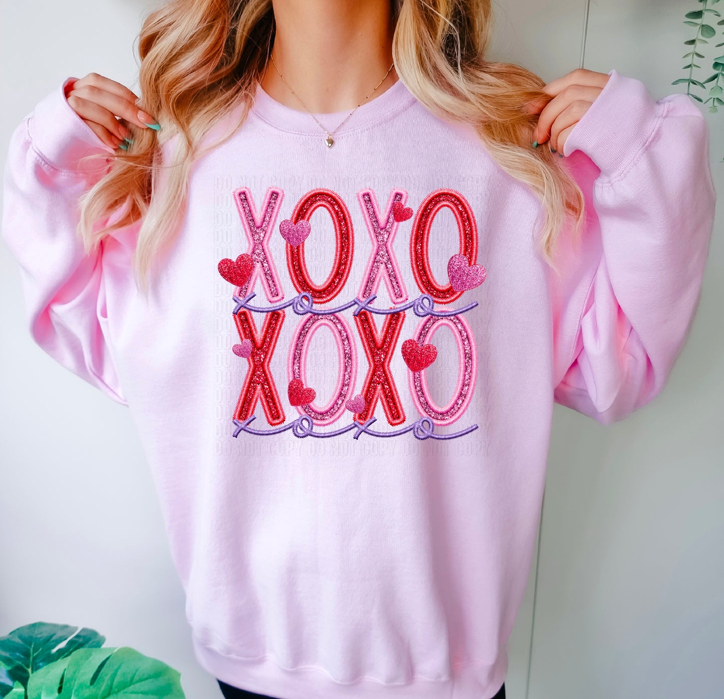 Xoxo Glittery Faux DTF Transfer